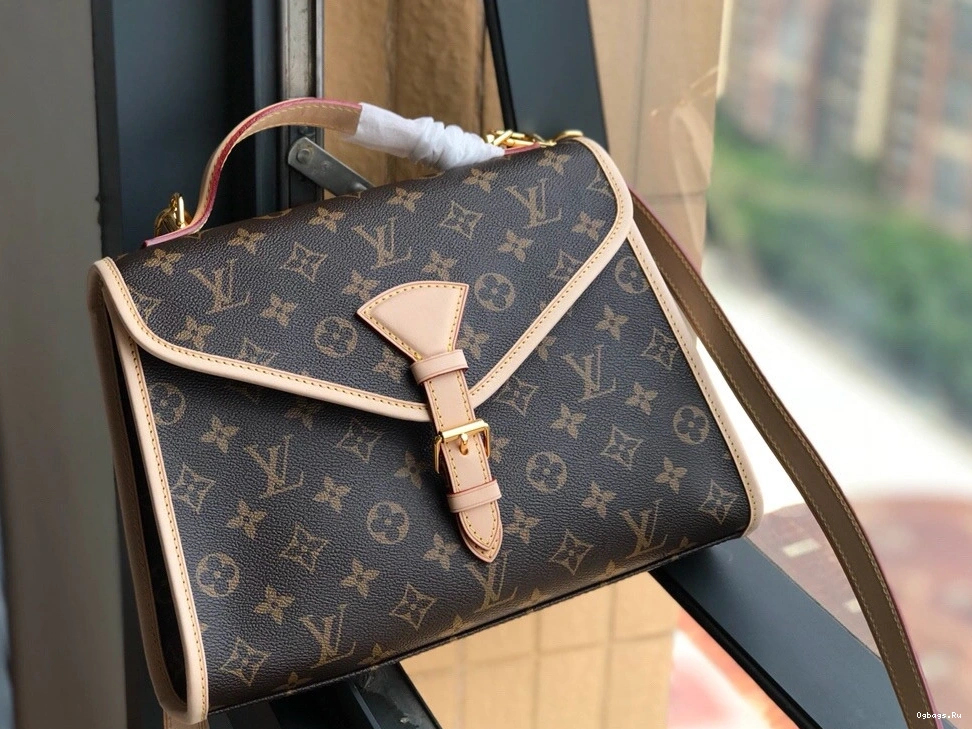 Vuitton Messenger Louis 0601